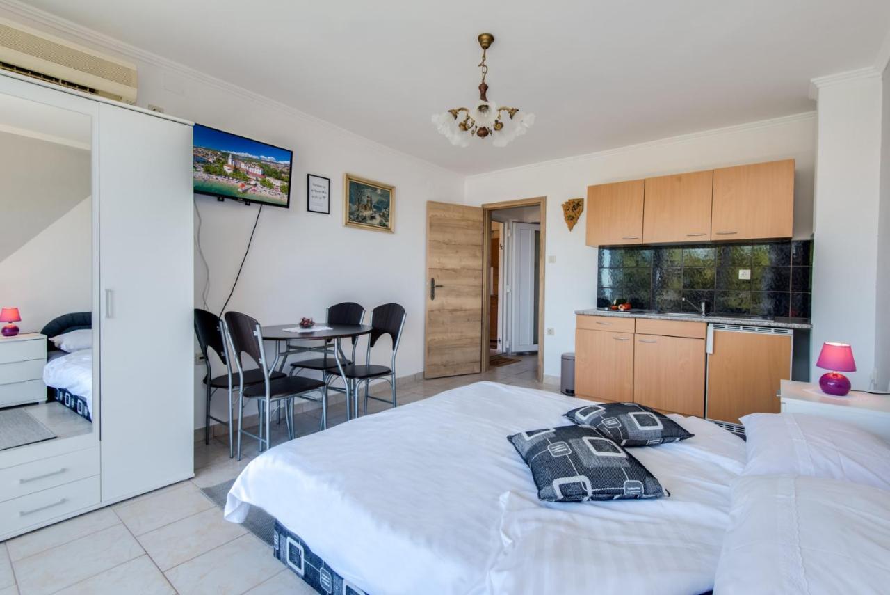 House Goran Villa Crikvenica Luaran gambar